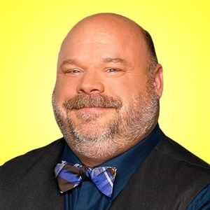 Meet your Posher, Naima